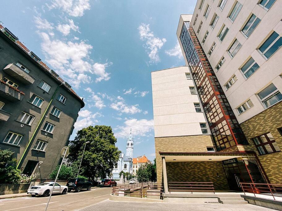 New Studio In Quiet Part Of The City Center Bratislava Exterior foto